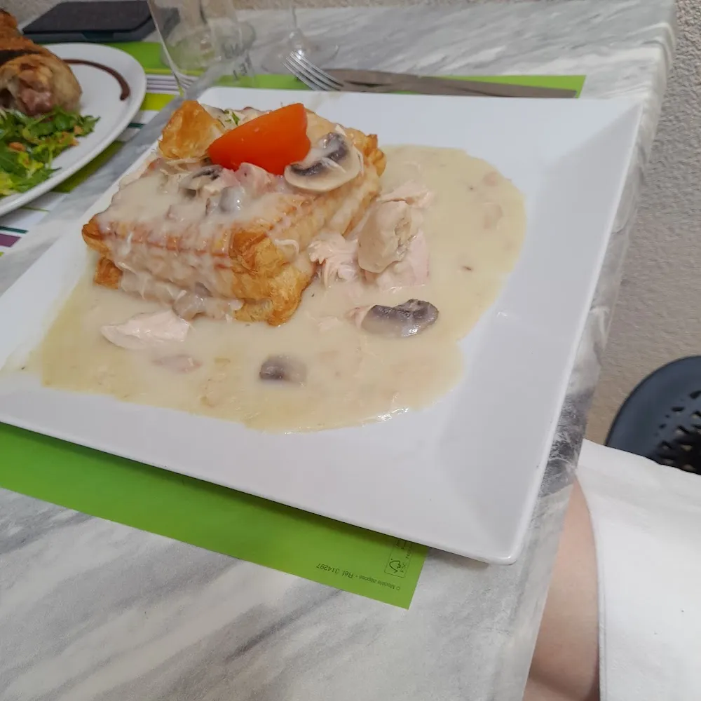 Bouchée À la Reine